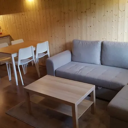 Na Zytniej منتزه العطل